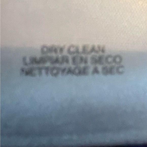 Sleeveless Dress for all Occasions - Picture 7 of 11